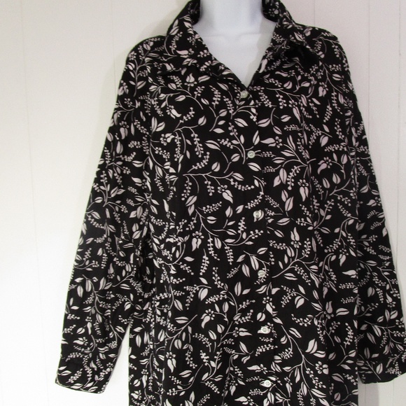 Plus size St John's Bay blouse - Picture 1 of 5